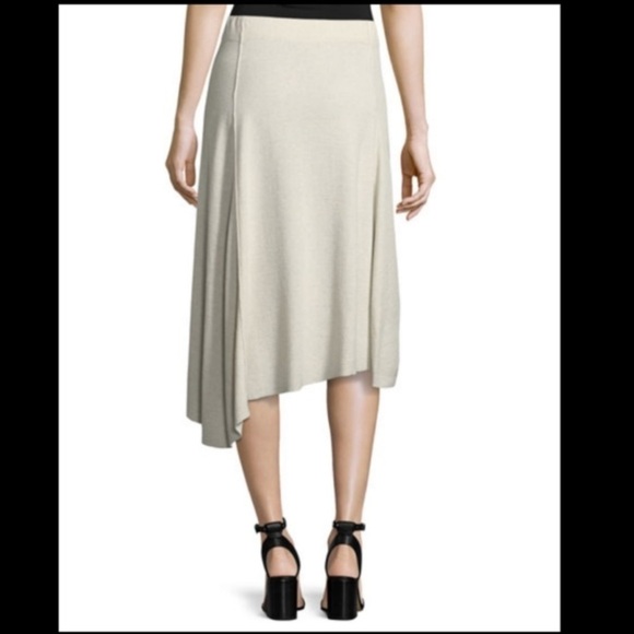🌸2/$25 NIC + ZOE Heathered Cream Mod Twirl Assymetrical Skirt Knit Sweater - Picture 2 of 6